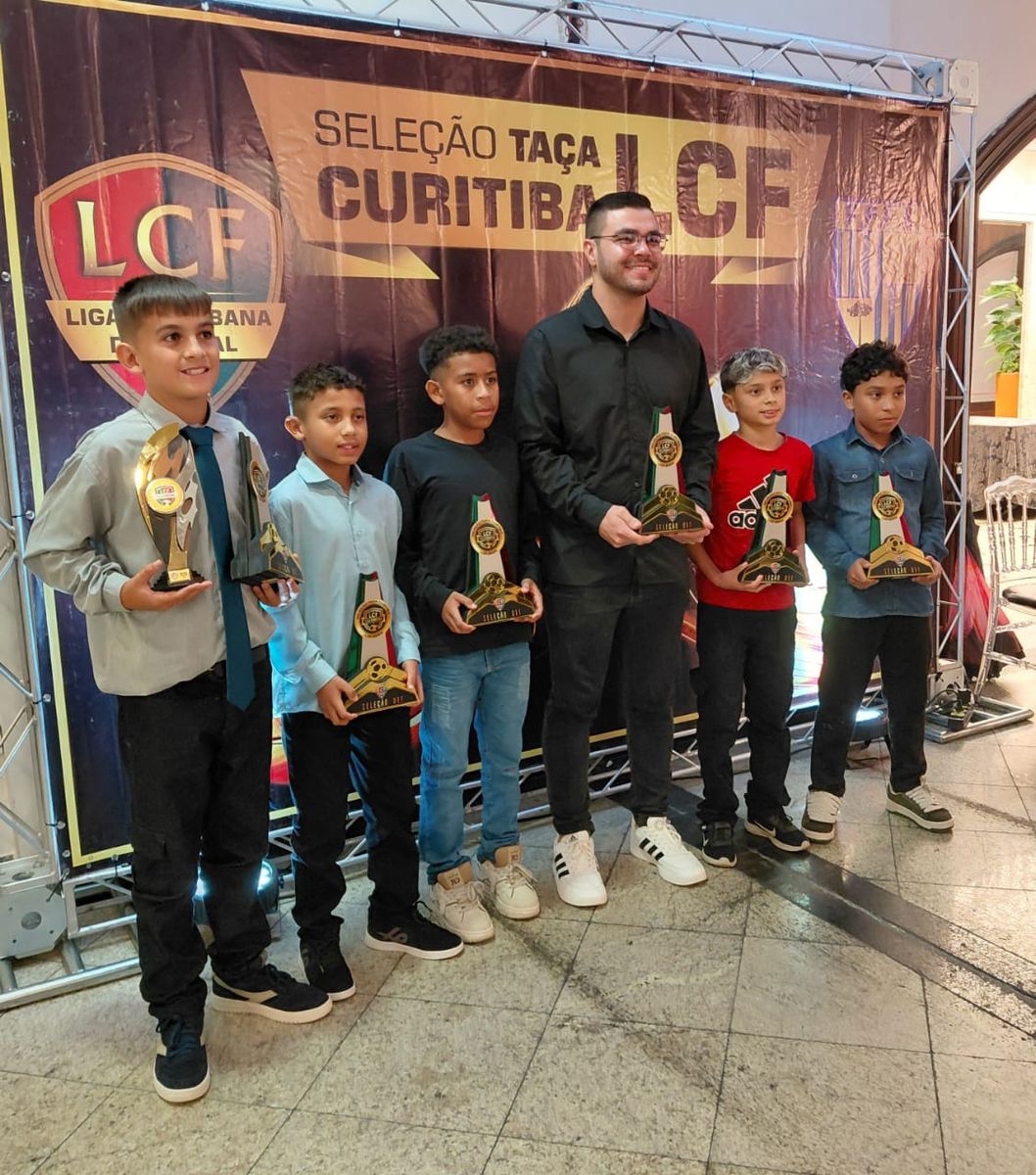 Associação Esportiva Vencer, em Araucária — foto 2