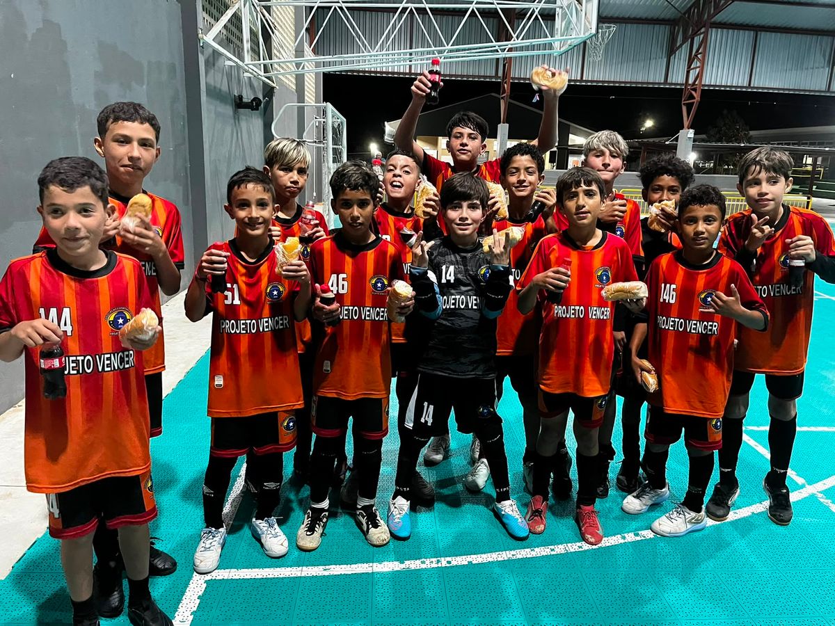 Associação Esportiva Vencer, em Araucária — foto 5